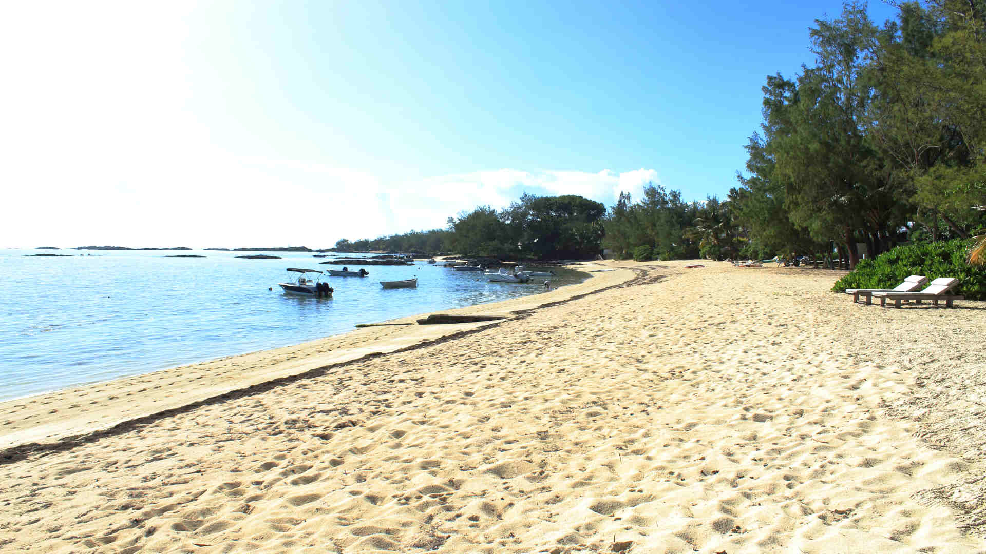 Beach bungalows in Mauritius | Bungalow Tikaz | BookMauritius