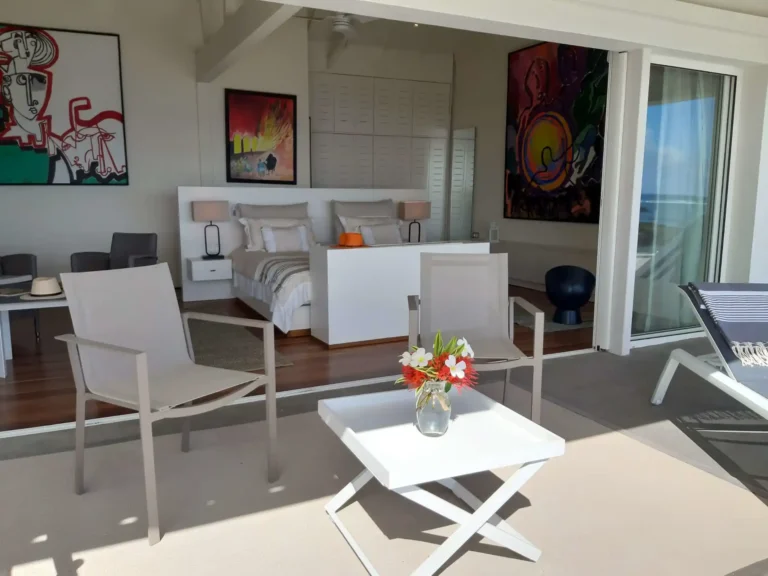 1st-floor-suite-2-villa-lasbrisas-mauritius
