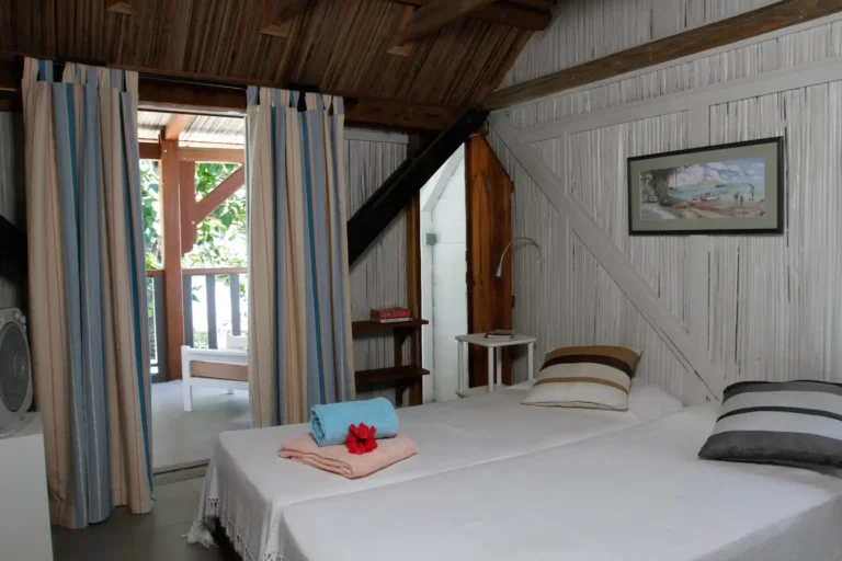 twin-bedroom-bungalow-aviam-mauritius