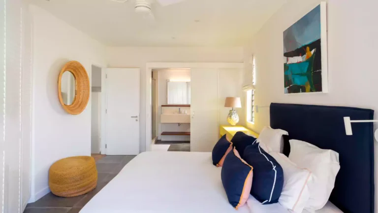LHS-bedroom-1-villa-varuna-mauritius