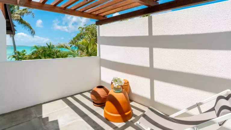 RHS-balacony-villa-varuna-mauritius