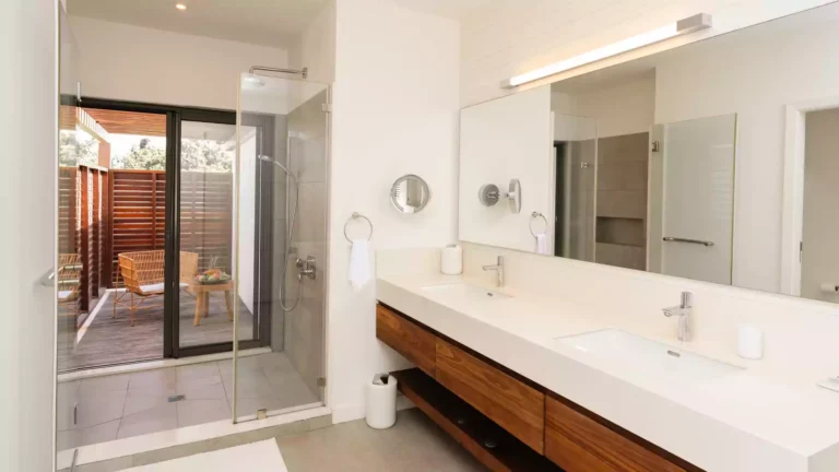 RHS-bathroom-villa-saphir-mauritius