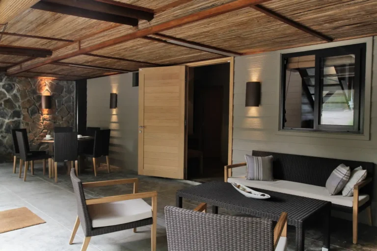 back-veranda--villa-dunes1-mauritius