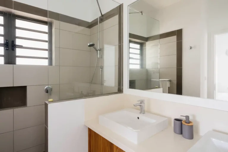bathroom-3-villa-melissa-garden-mauritius