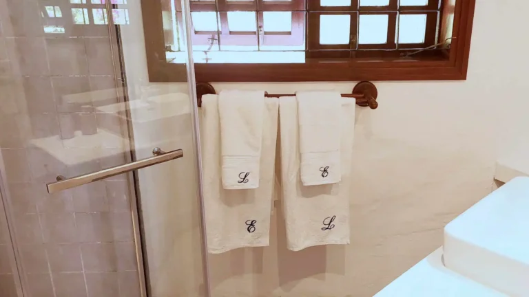 bathroom-bungalow-tikaz-mauritius