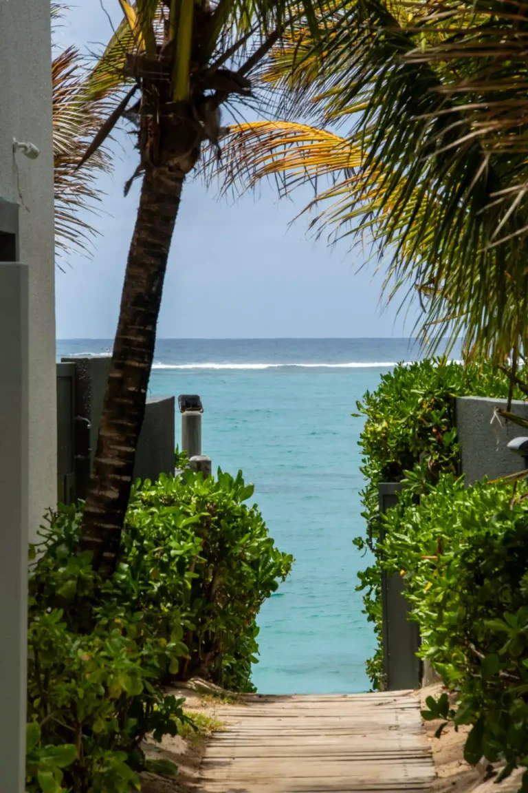 beach-access-2-villa-melissa-garden-mauritius