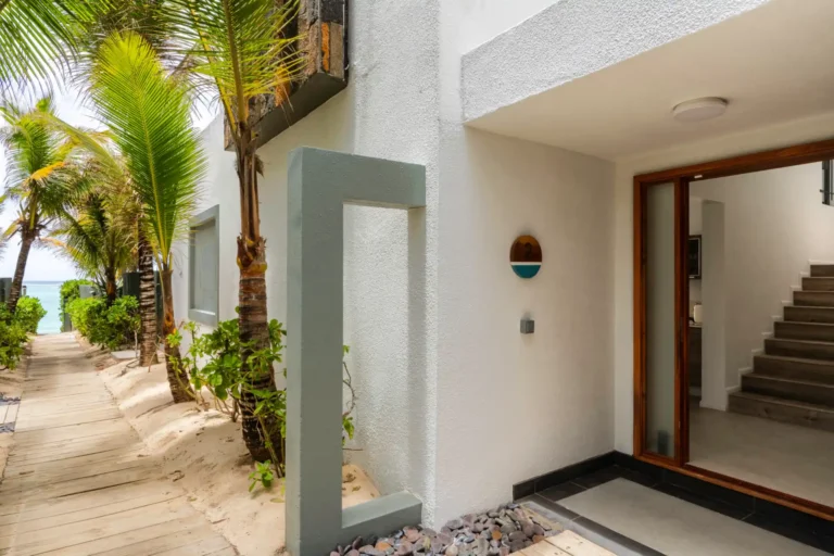 beach-access-villa-melissa-garden-mauritius