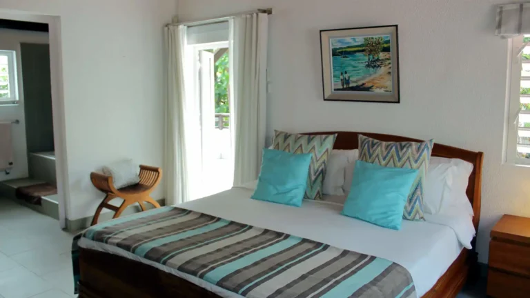 bedroom-3-villa-riambelle-mauritius
