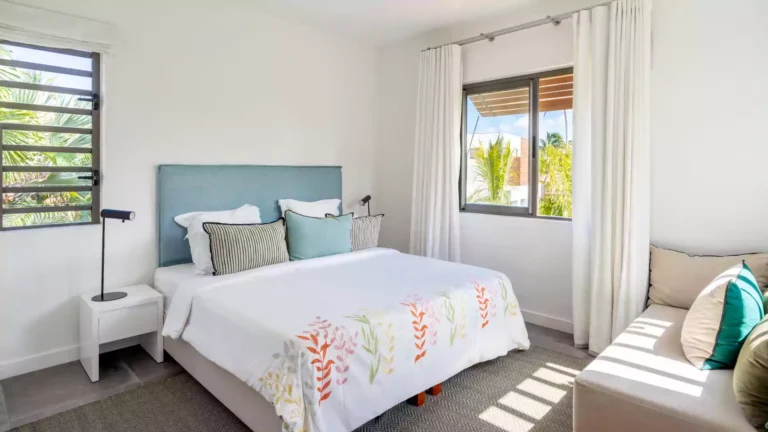 garden-bedroom-villa-varuna-mauritius
