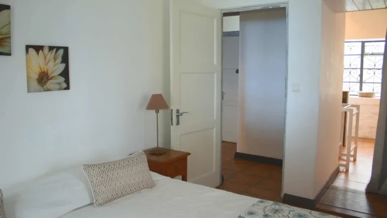 master-bedroom-1-villa-giulietta-black-river-mauritius