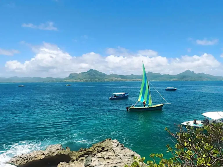 sailing-trips-ile-passe-mauritius