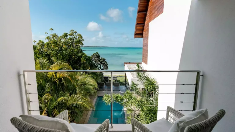 side-balcony-villa-saphir-mauritius