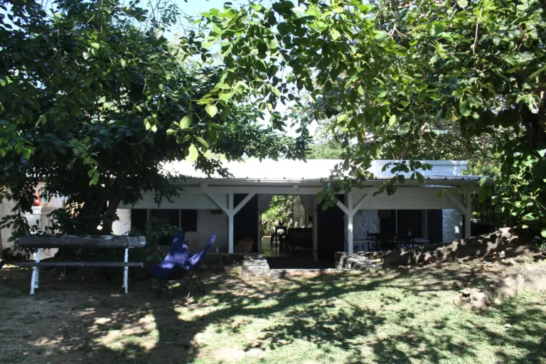 facade-bungalow-poema-mauritius