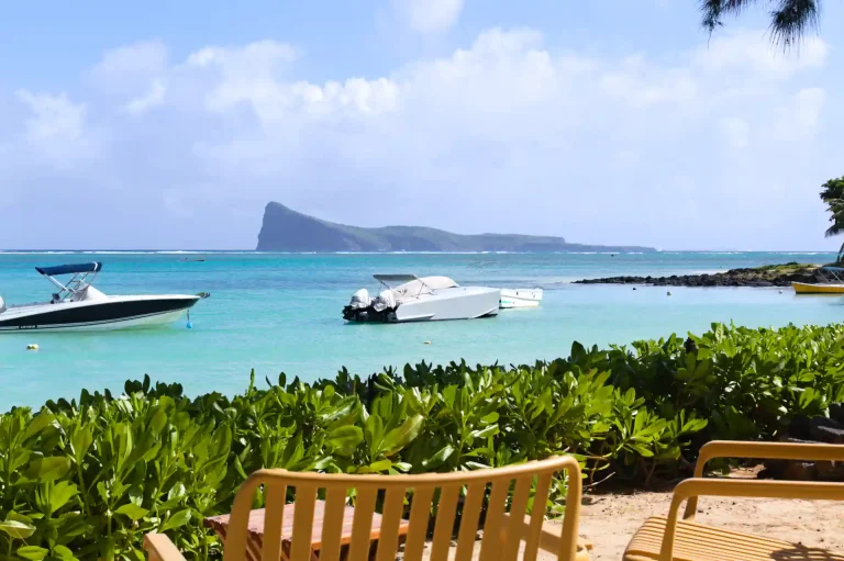 beach-view-apartment-grand-baie-mauritius