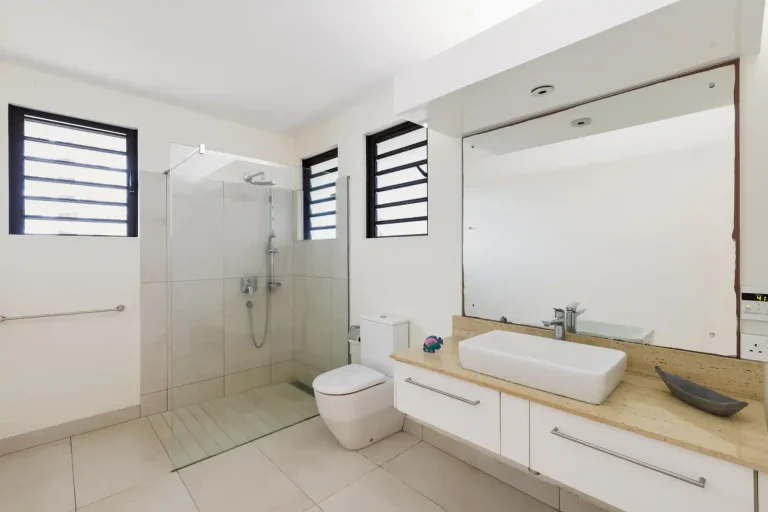 double-bedbath-3-1-villa-lima-mauritius