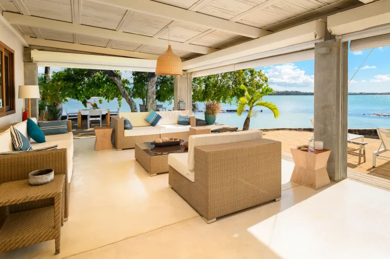 villa-lilot-roches-noires-maurice-veranda-2